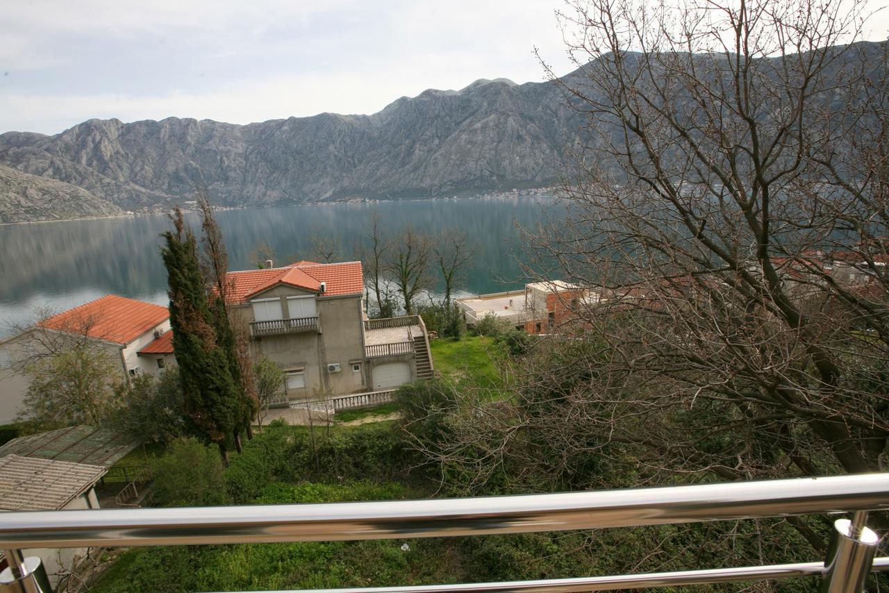 Ruza Apartments Kotor Exterior photo